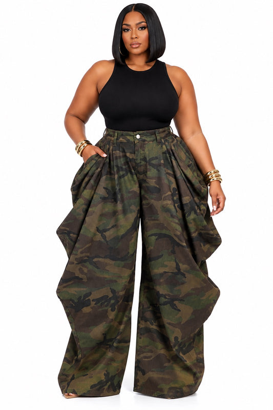 In Formation Camo Pants | Curvy Fashun