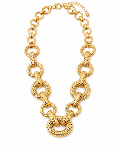 O’ She’s Giving Vintage Necklace
