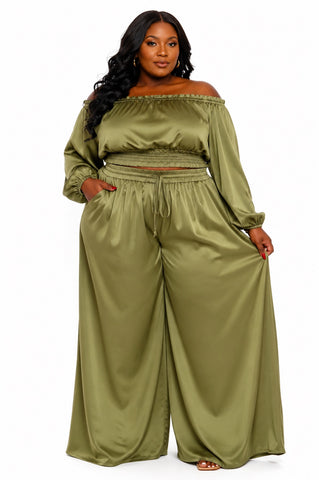 Olive in Her Element Set | Curvy Fashun