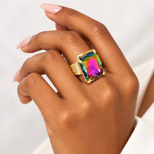 She's Full of Color Ring