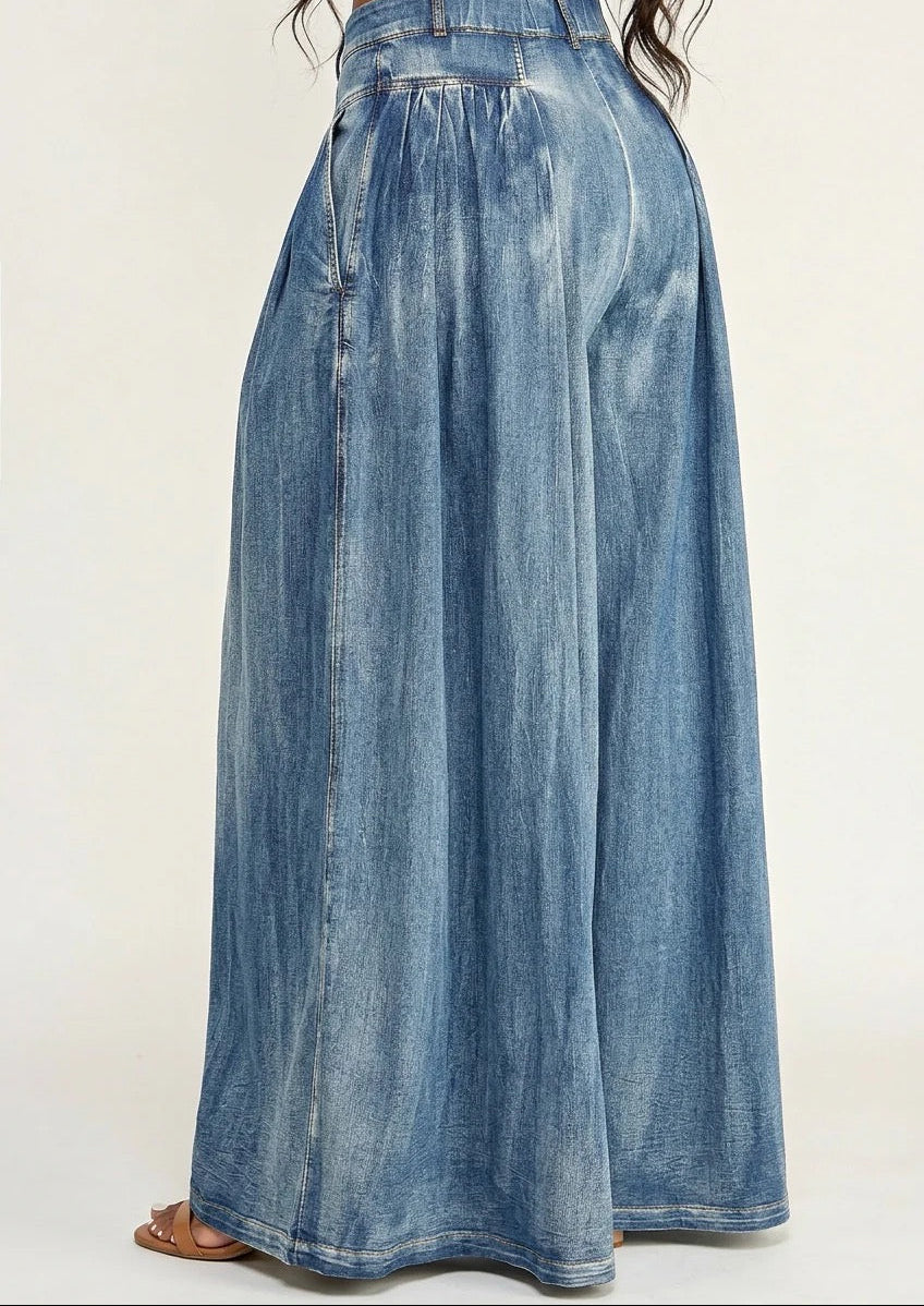 Her Denim Moment Pants | Curvy Feen
